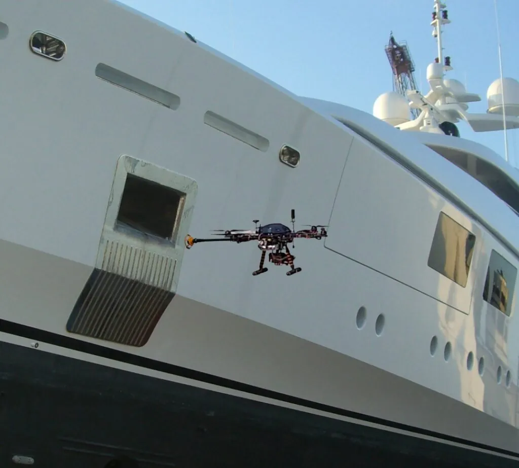 Drone professionale per ispezioni navali - Naval Expertise